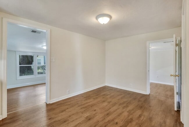 Building Photo - 3/1 Home for Rent!