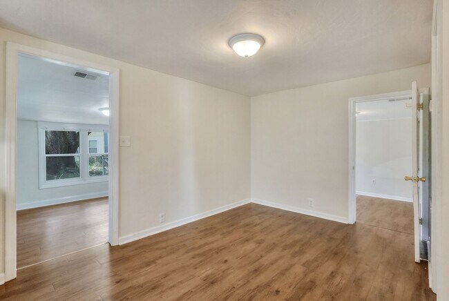 Foto del edificio - 3/1 Home for Rent!