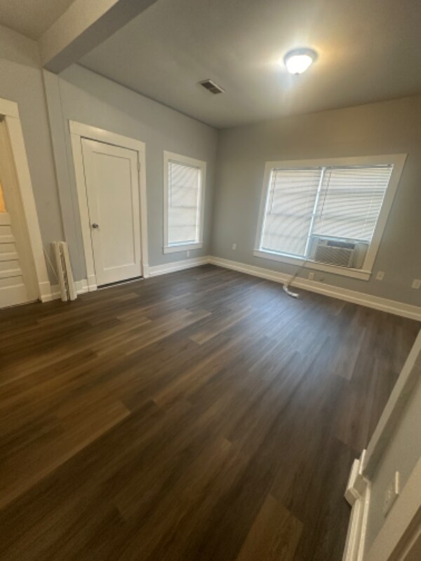 Foto principal - 3031 12th St