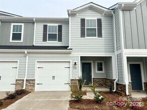 Building Photo - 1758 Braemar Vlg Dr