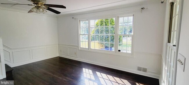 Foto del edificio - 12111 Dalewood Dr
