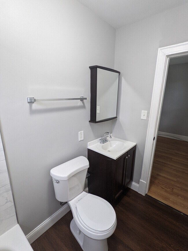 Foto del edificio - 3704 Hereford St