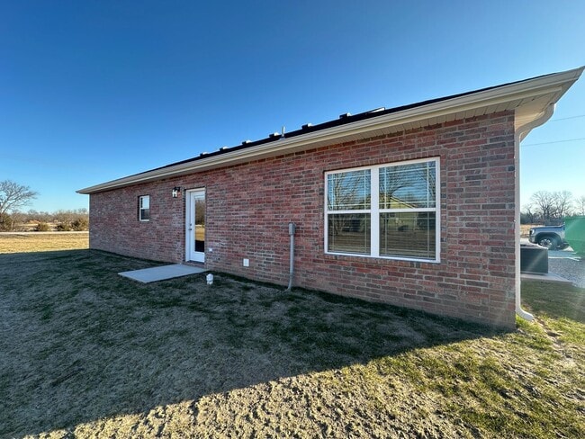 Foto del edificio - New Home For Lease – $1,395/month