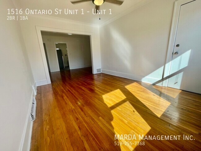 Photo du bâtiment - 1/2 MONTH FREE RENT! REFRESHING 2 BED/1BAT...