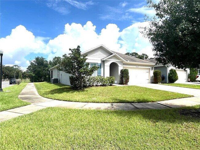 Foto del edificio - 5255 Bracks Landing Dr