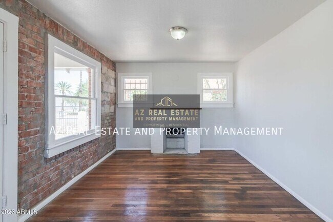 Foto del edificio - 1529 E McKinley St