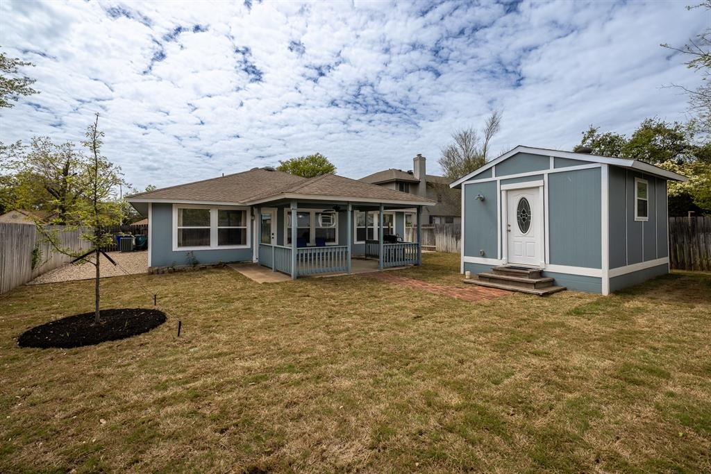 Foto principal - 904 Brook Meadow Trail