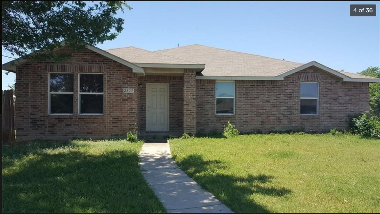 Primary Photo - 2803 Amber Waves Ln