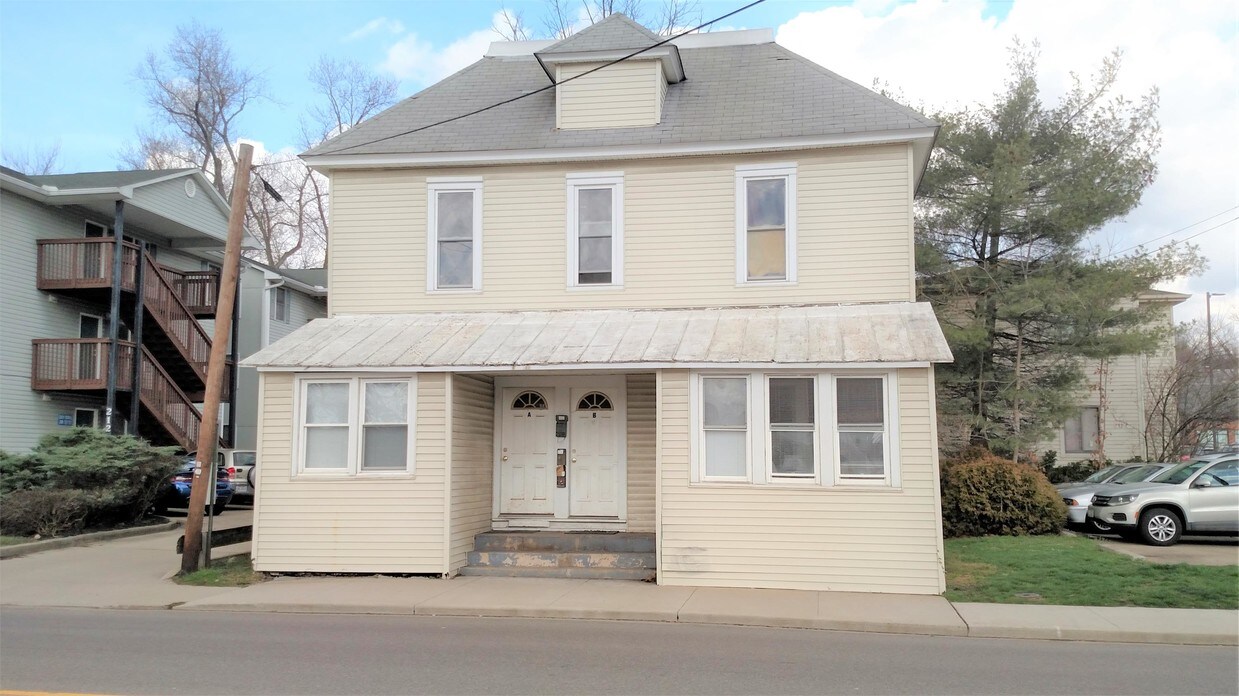 Primary Photo - 160 W Union St