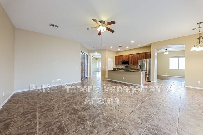 Building Photo - 36014 N 33rd Ave