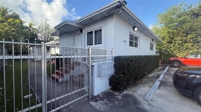 Building Photo - 560 NE 67th St