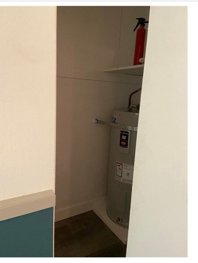 Building Photo - Benson Hill 1 bed 1 bath condo with patio