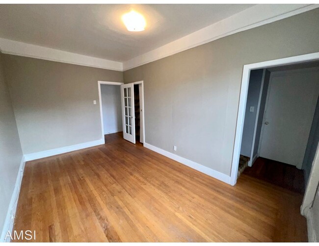 Building Photo - 2 br, 1 bath House - 1300 12th Ave
