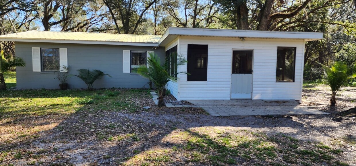 Primary Photo - 3595 E Gaskins Rd