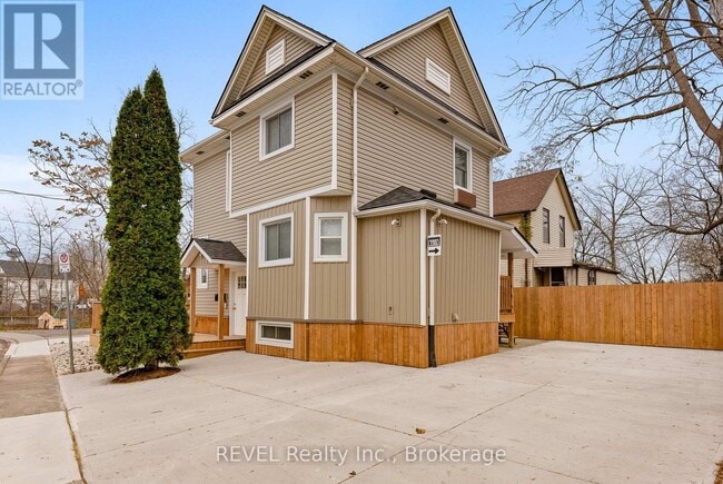 Building Photo - 4747 Cookman Crescent