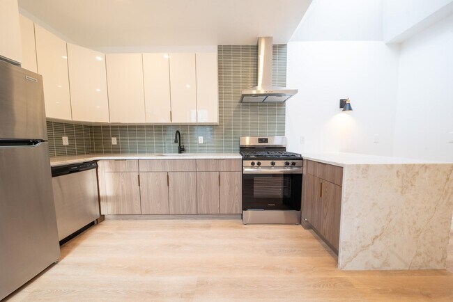 Foto del edificio - 4525 Brown St