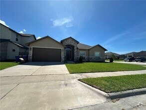 Building Photo - 106 Chiman Cir