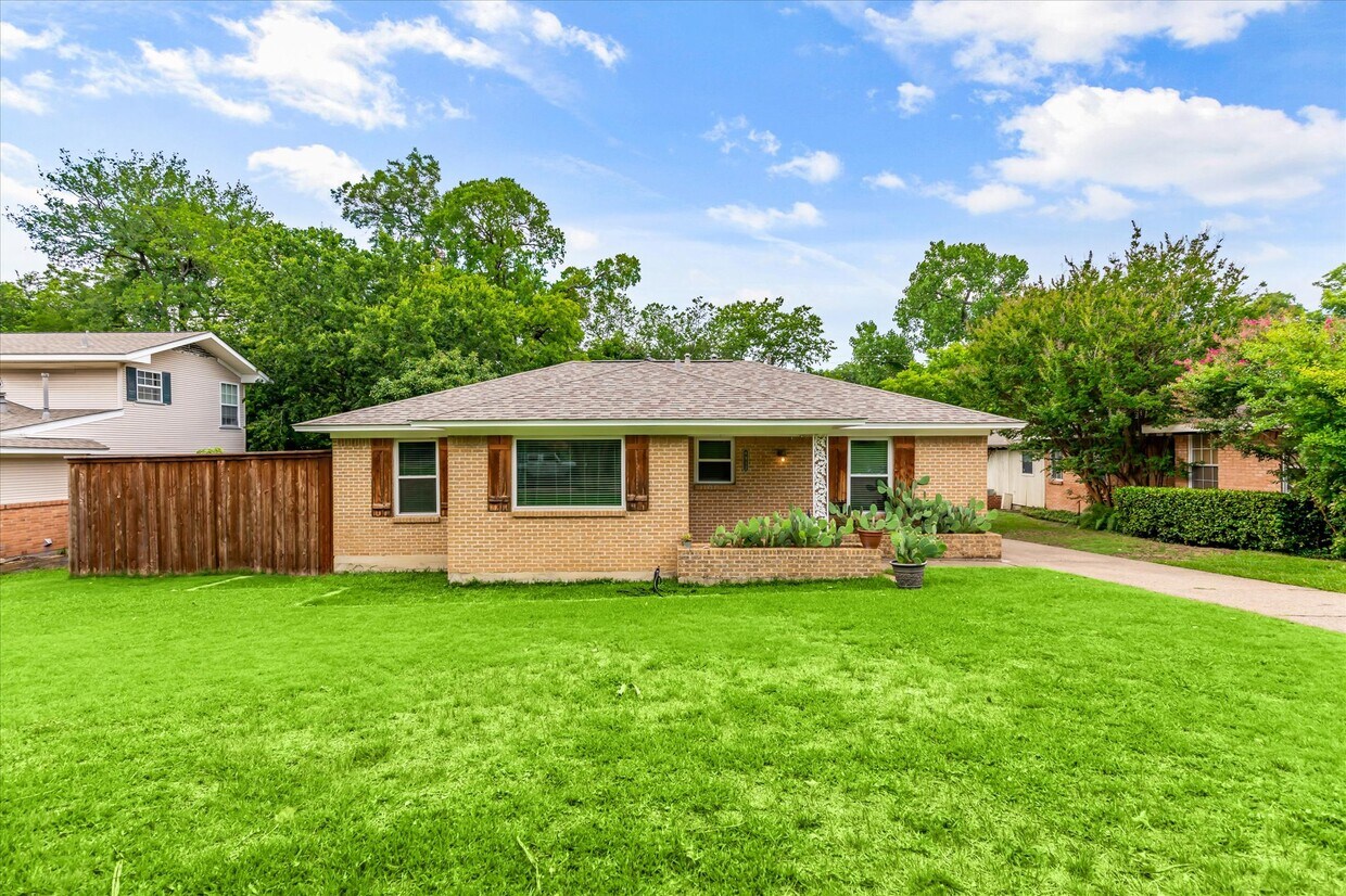 8917 Westglen Dr, Dallas, TX 75228 House Rental in Dallas, TX