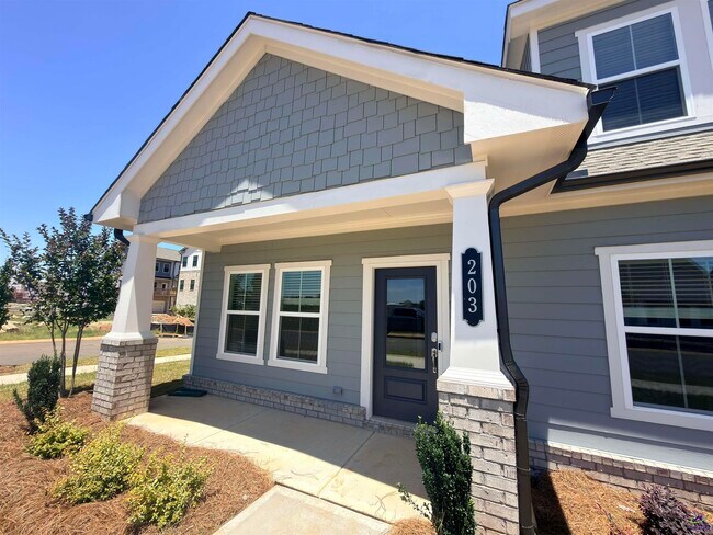 Building Photo - 203 Ensemble Blvd