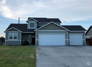 Building Photo - 1514 Tennessee Dr