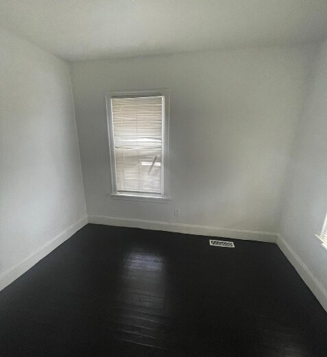 Foto del edificio - 1733 Kansas Ave