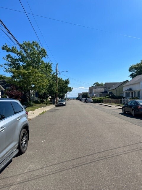 Foto del edificio - 61 Coolridge Rd