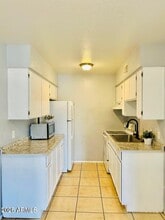 Building Photo - 240 S Doran