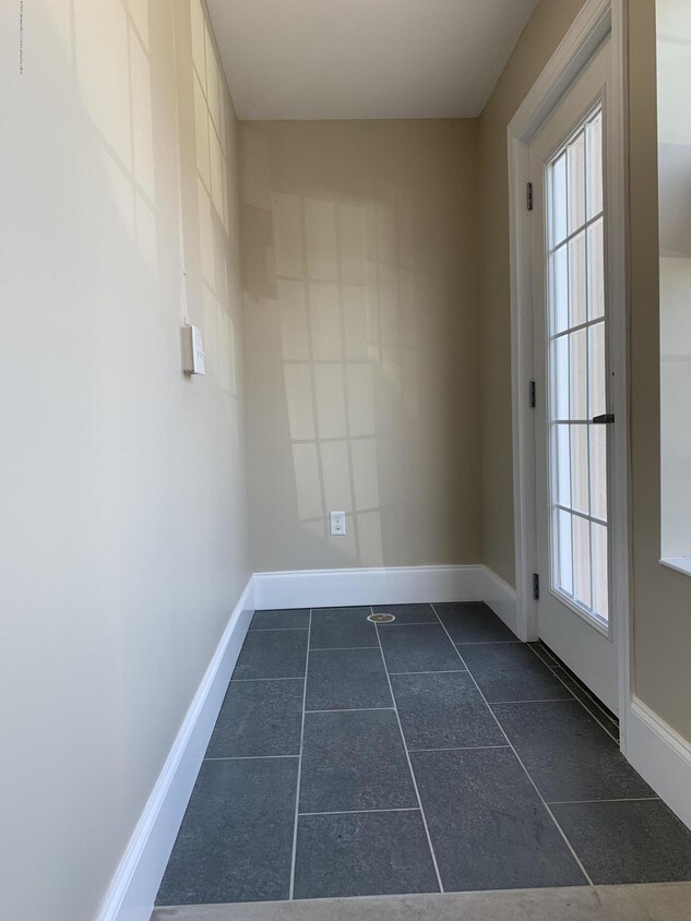Foto principal - 709 7th Ave