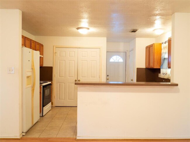 Foto del edificio - 5706 Tuskegee St