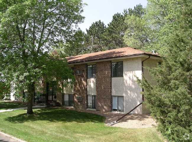 Building Photo - Elmwood Terrace