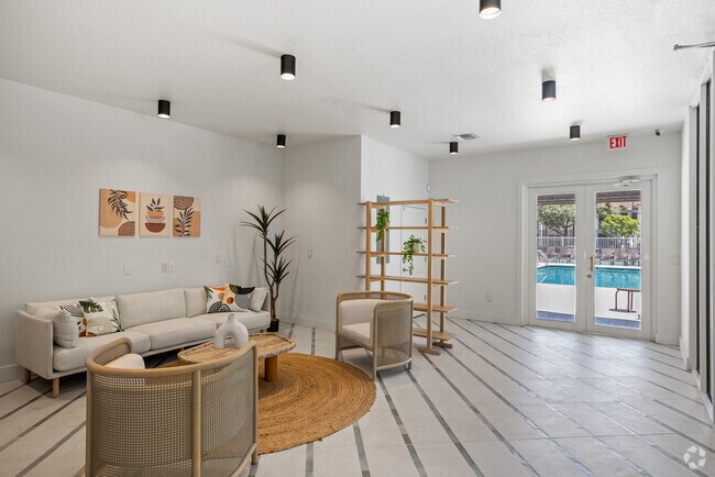 Salón del club - Melrose Apartments