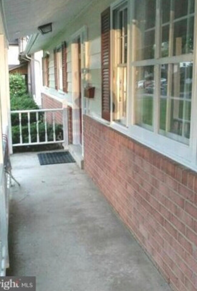 Foto del edificio - 5412 Amberwood Ln