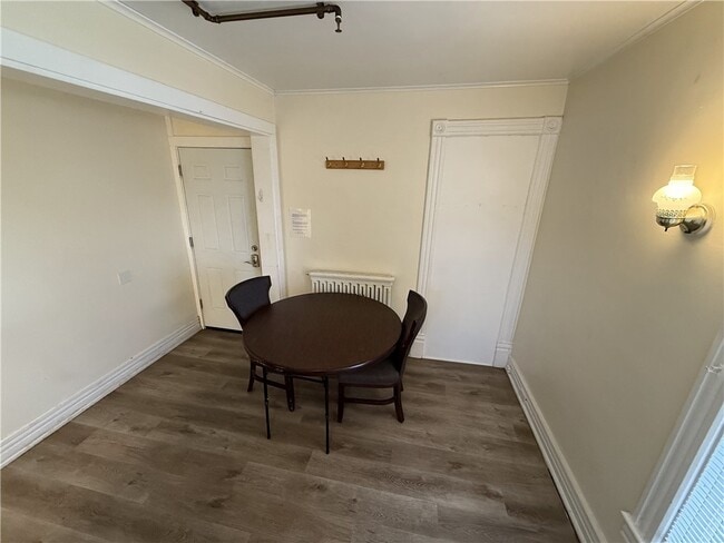 Building Photo - 65 Ford Ave