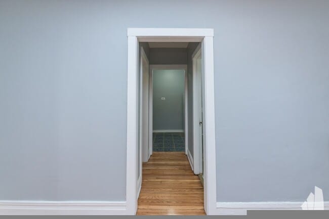 Building Photo - 4600 N Beacon St