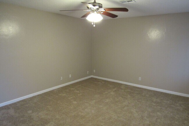 Foto del edificio - Beautiful NW Home!