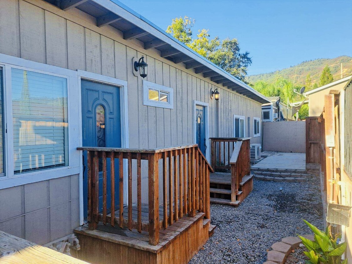 Foto principal - Awesome home rental opportunity at Ukiah C...