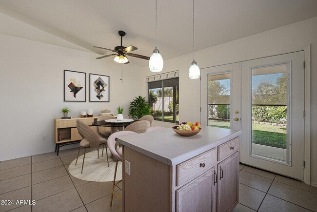 Foto del edificio - 19112 N 52nd Ln