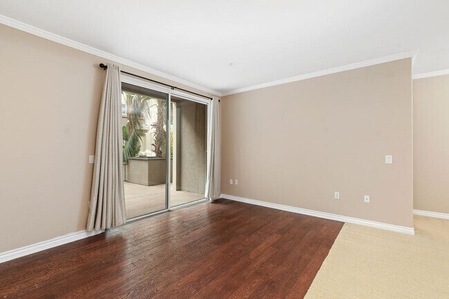 Foto del edificio - 4155 Executive Dr