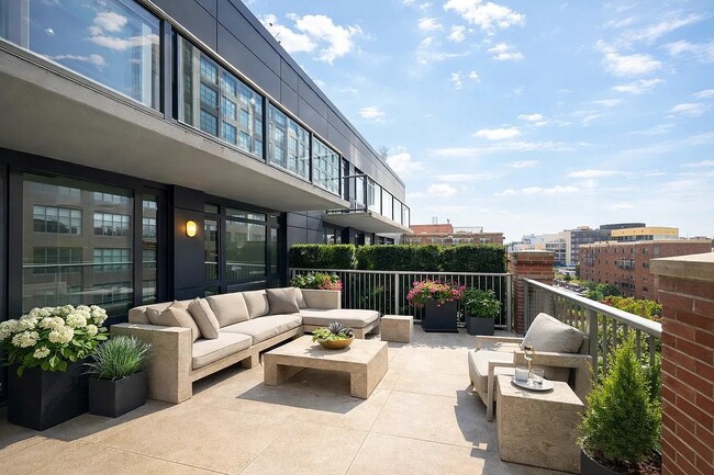 Building Photo - 181 Front St