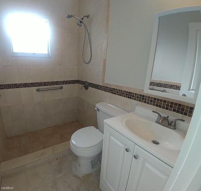 Building Photo - 4 br, 2 bath House - 7230 SW 39th Ter