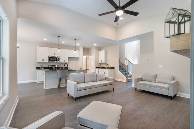 Building Photo - Ruby Floor Plan – 5BR/3BA New Construction Home Near Exit 4