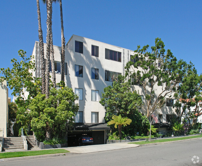 Building Photo - Reeves House