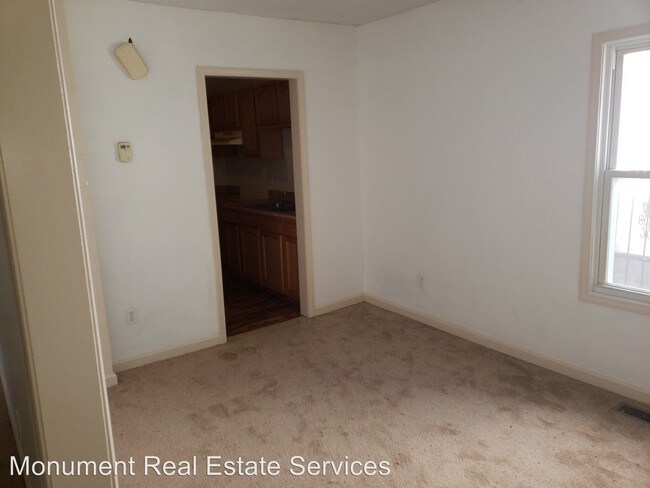Building Photo - 3 br, 1 bath House - 872 E 143rd St.