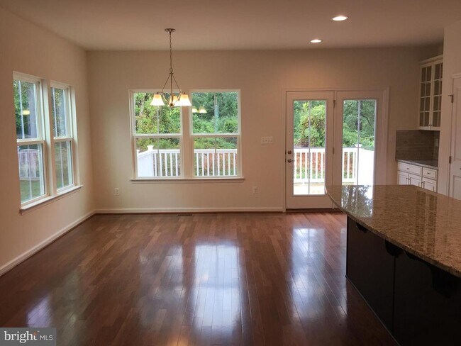 Foto del edificio - 10749 Hinton Wy