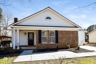 Building Photo - 4920 Harri Ann Dr
