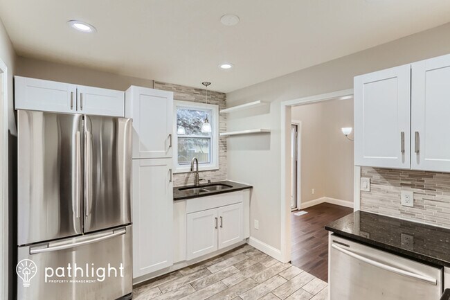 Foto del edificio - 2200 East 38th Street, Minneapolis, MN, 55407