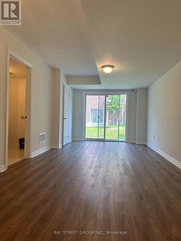 Photo principale - 112 Gordon Cir