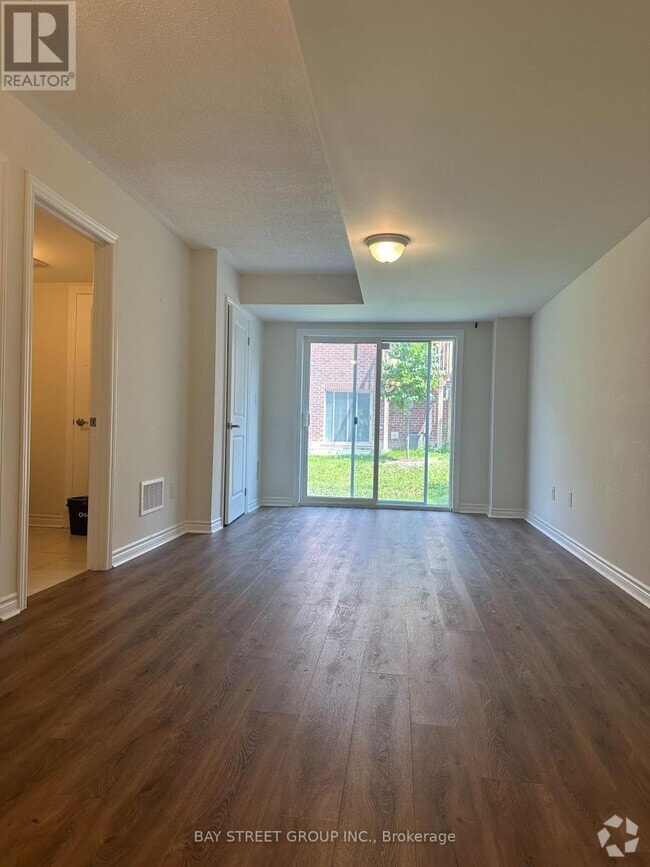 Building Photo - 112 Gordon Cir