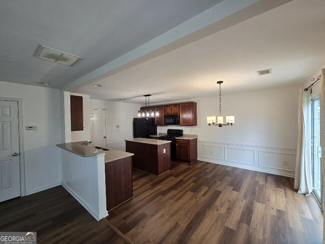 Foto del edificio - 3613 Tinsley Way SW