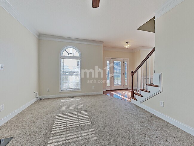 Foto del edificio - 4712 Dawn Oaks Ln